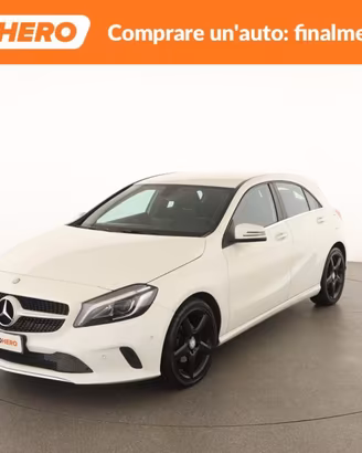 MERCEDES-BENZ A 180 d Automatic Business