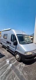 La strada van su citroen jumper 2.8 hdi 