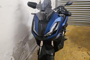 HONDA ADV 350 con 360 km