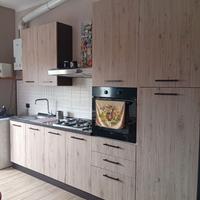 Cucina completa di elettrodomestici