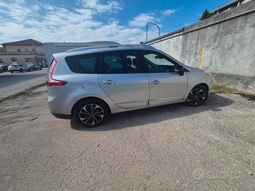 Renault Gran Scenic energy bose