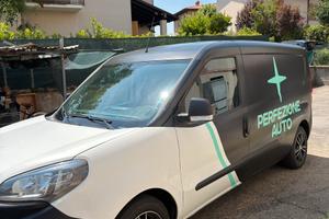 Furgone allestimento detailing auto
