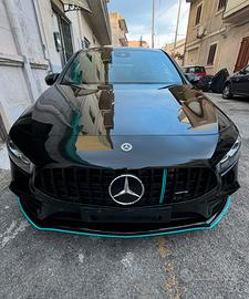MERCEDES CLASSE A W177 180D - AMG Pack FULL 2019