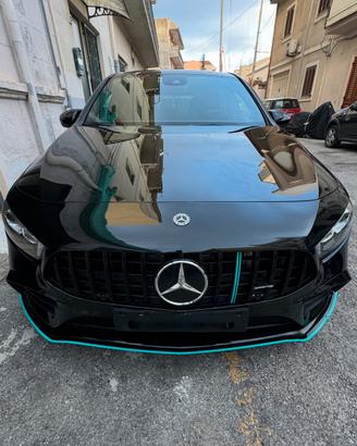 MERCEDES CLASSE A W177 180D - AMG Pack FULL 2019