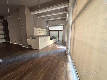 Locale commerciale zona centro mq 160