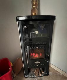 Stufa a legna con forno marcata sideros