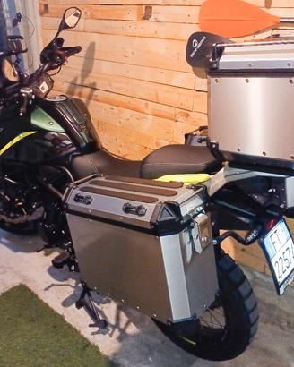 Benelli trk 702 x anno 2025