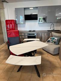 Tavolo allungabile nuovo vetroceramica