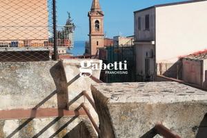 Palazzina indipendente in zona centrale PC/17