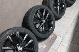 cerchi e gomme 215 45 16