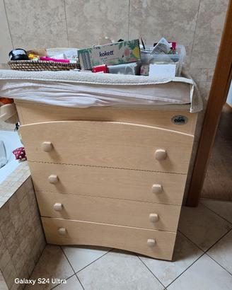 Fasciatoio in buone condizioni