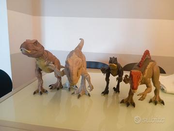 Dinosauri giocattolo