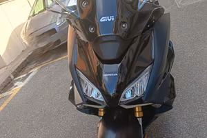 Honda Forza 750 anno 2024 in perfette condizioni