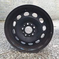 Cerchi auto da 16 pollici