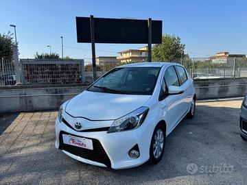 TOYOTA Yaris 1.5 Hybrid 5 porte Lounge Automatic