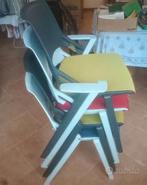 4 sedie plastica
