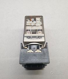 rele' monostabile industriale Finder OCTAL 24VAC 6