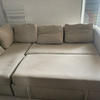 Divano letto e cassone. Con 5 cuscini