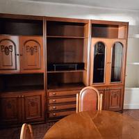 Mobile rustico impiallacciato in tre parti