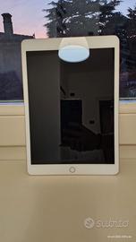 Ipad 8th gen./ 32GB / Apple Pen