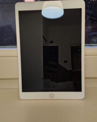 Ipad 8th gen./ 32GB / Apple Pen