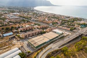 Capannone Industriale Isola delle Femmine