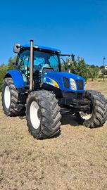 NEW HOLLAND 