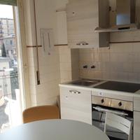 GIOVANI student* o lavorator* ULTIMA CAMERA