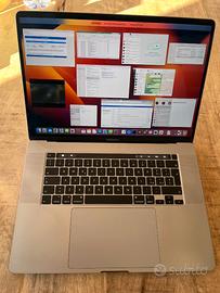 MacBook Pro 16" 16Gb 1Tb