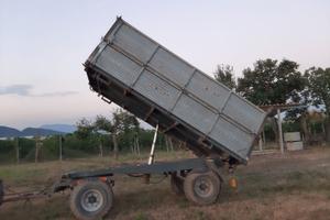 Rimorchio agri