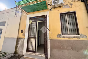 2 LOCALI A FOGGIA