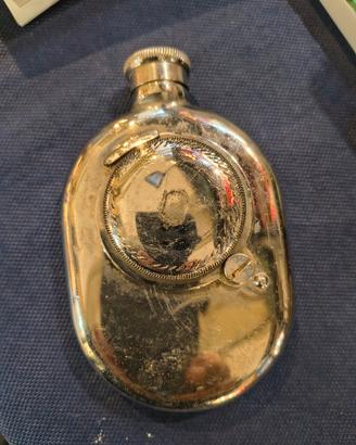 antica sputacchiera portatile 