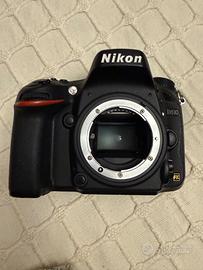 Nikon D610 + Battery Pack + Accessori