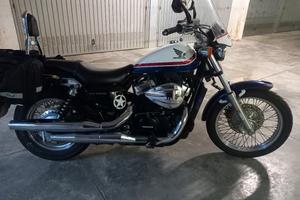 honda vt750s