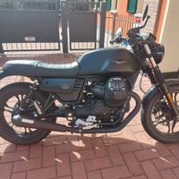 Moto Guzzi V7 III - 2020