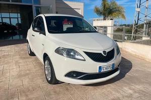 Lancia Ypsilon 1.2 69 CV 5 porte Gold