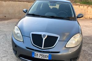 Lancia ypsilon 1.3 multijet