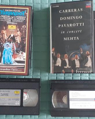 2 VHS ORIGINALI:I 3 TENORI ROMA 90-TURANDOT ZEFFIR