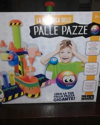 La fabbrica delle palle pazze