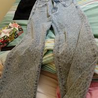 jeans modello largo tagli Xs