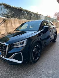 Audi q2 sline identity black