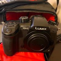 Panasonic Lumix GH5