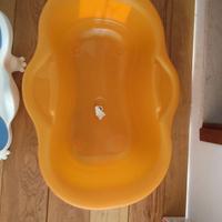 Vasino e vasca con supporto