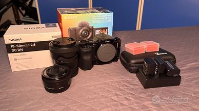Sony Zv-E10 + Obbiettivi + Accessori