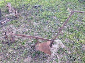 ARATRI ANTICHI DEI PRIMI DEL '900