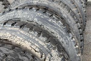 10 gomme 12 R20 PIRELLI pari al nuovo