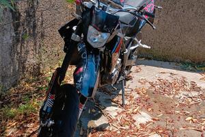 Motard 125