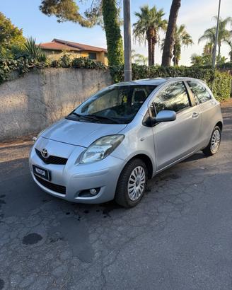 Toyota Yaris 1.0 3 porte