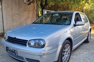 Volkswagen Golf 1.6 Benz 101 CV 5 porte - 2000