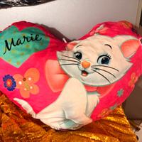 Cuscino-peluche di minou